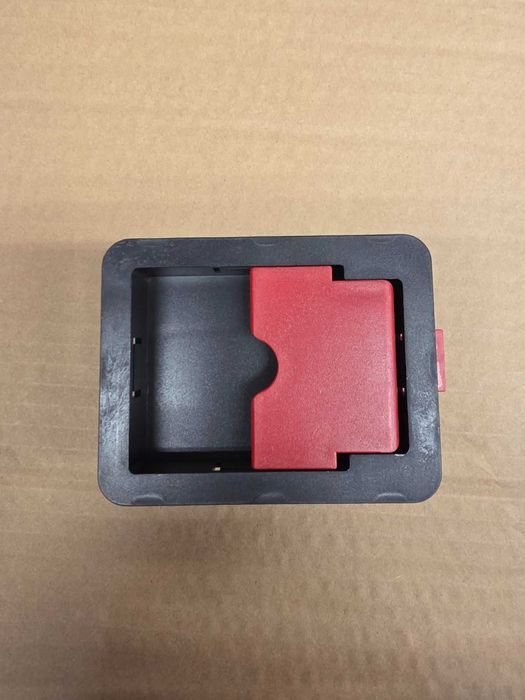 Пластмасова ключалка за пожарен шкаф и метална кутия