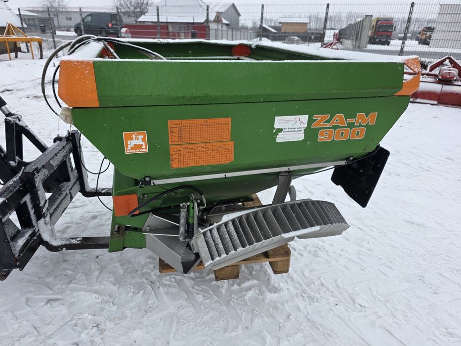 Distribuitor ingrasaminte Con azot Mig azot azotiera MA azot Amazone 1