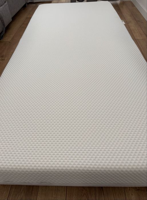 Матрак IKEA ABYGDA 90x200 като нов.