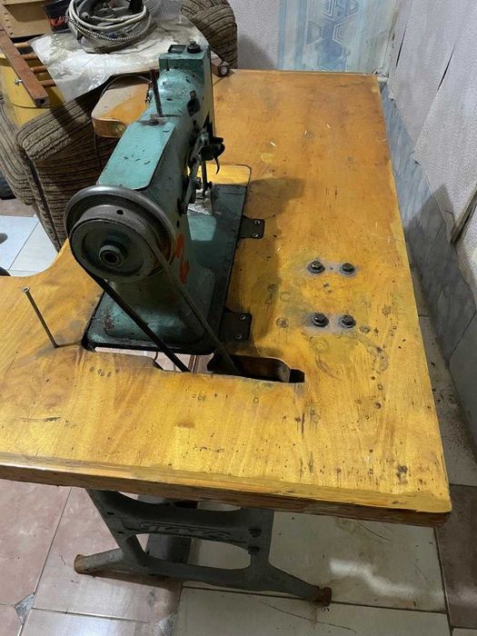 Швейная машинка, промышленная