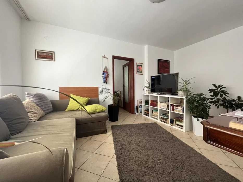 Дава се под наем Двустаен апартамент в София, Център - 65 кв.м за 350 € - Снимка #2