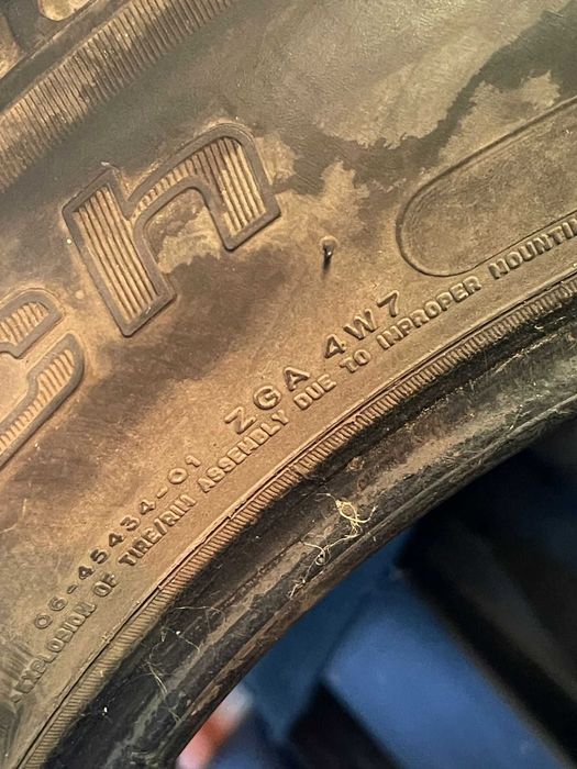 Doua anvelope BFGoodRich 205/55 R16 91V - pt VW Golf, Skoda etc