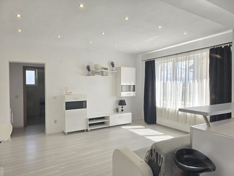 Inchiriez apartament 2 camere