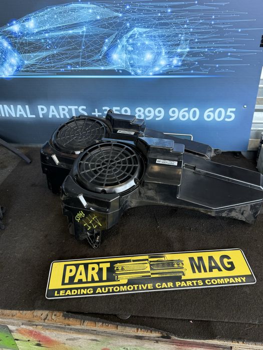 Бас колона буфер субуфер 4g9035382 A Audi A6 A7 комби Bose 4g8035382