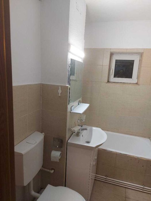 De închiriat apartament 3 camere in Constanta zona Dacia