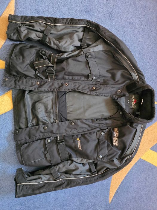 Pantaloni si geci moto, piele