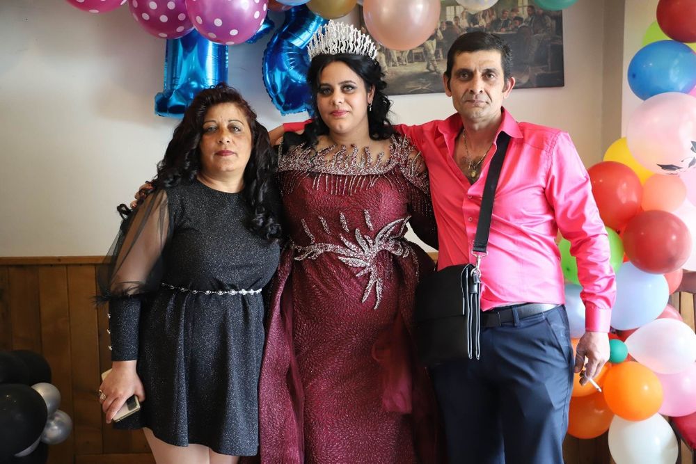 Официална рокля..