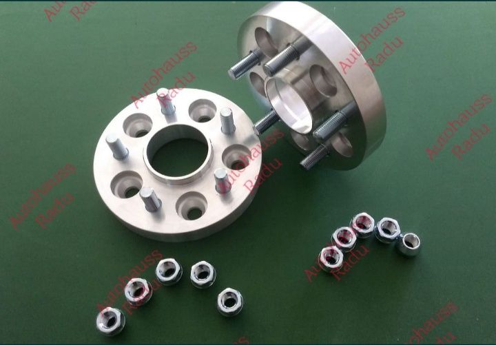 Flanșe distantiere Ford Focus  Mondeo Kuga 
Prinderea 5 x 108 x 63.3