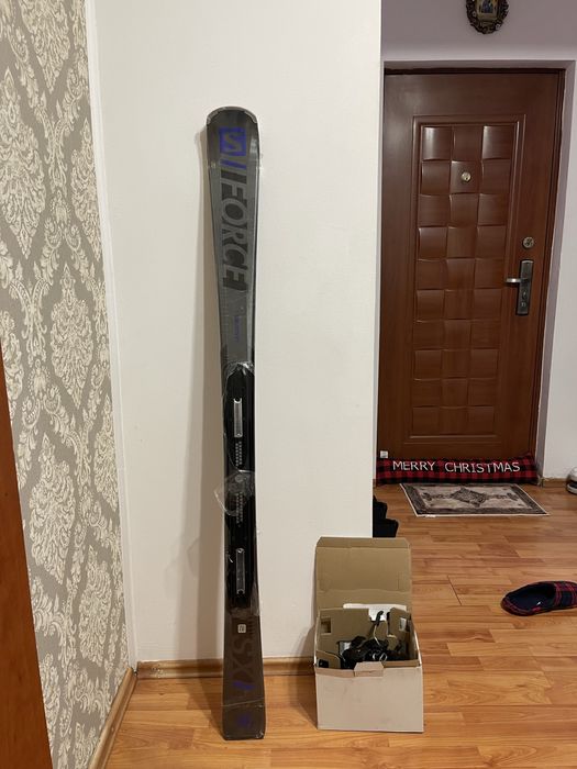 Schiuri 150 cm salomon s/ force sx