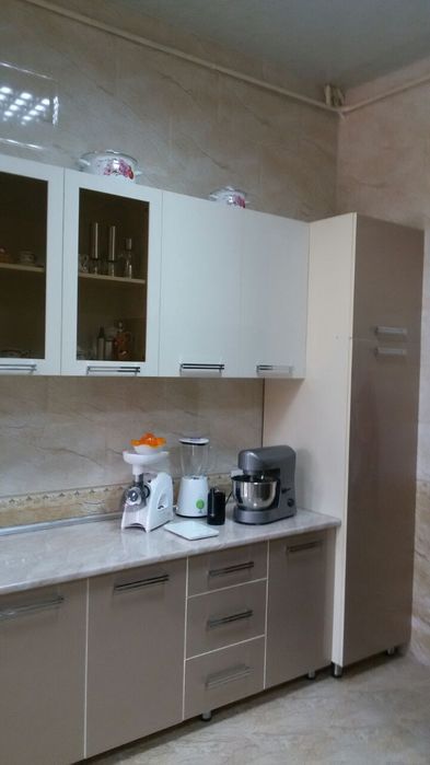 Продаётся Кухонная Мебель в идеальном состоянии