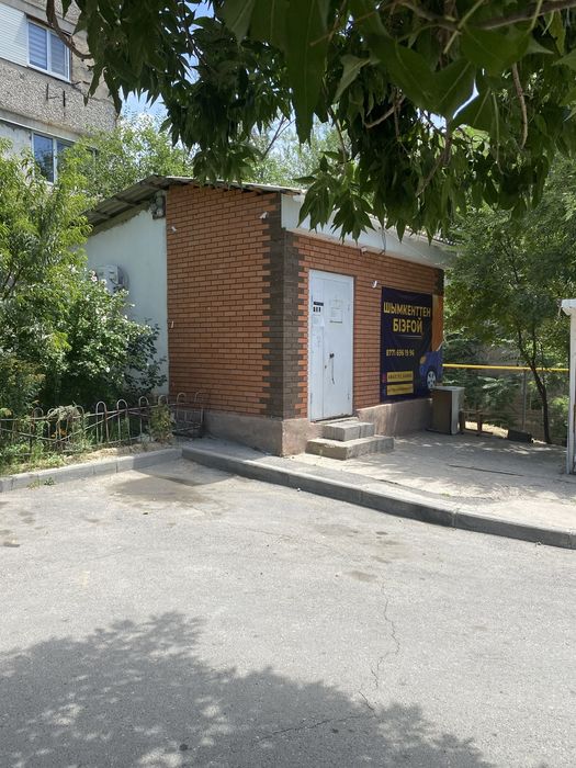 Сдается пустой магазин здания карго