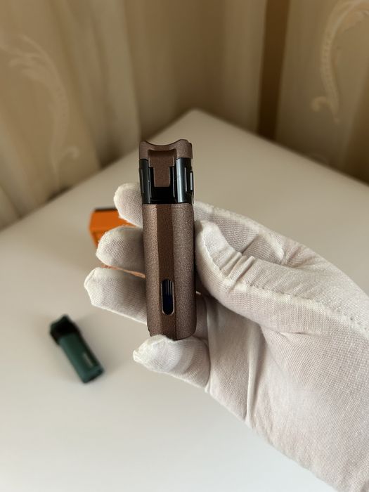 Запалка за пури с 4 турбо пламъка и пънч - 2 цвята