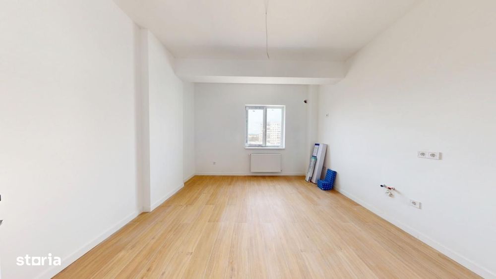 Ap decomandat, 2 camere si balcon , finisat la cheie