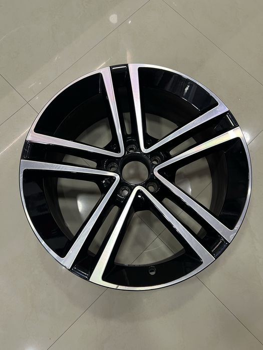 Vând jante originale Mercedes-Benz GLC 19”