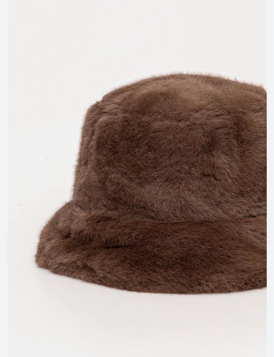 Нова шапка тип заешки косъм