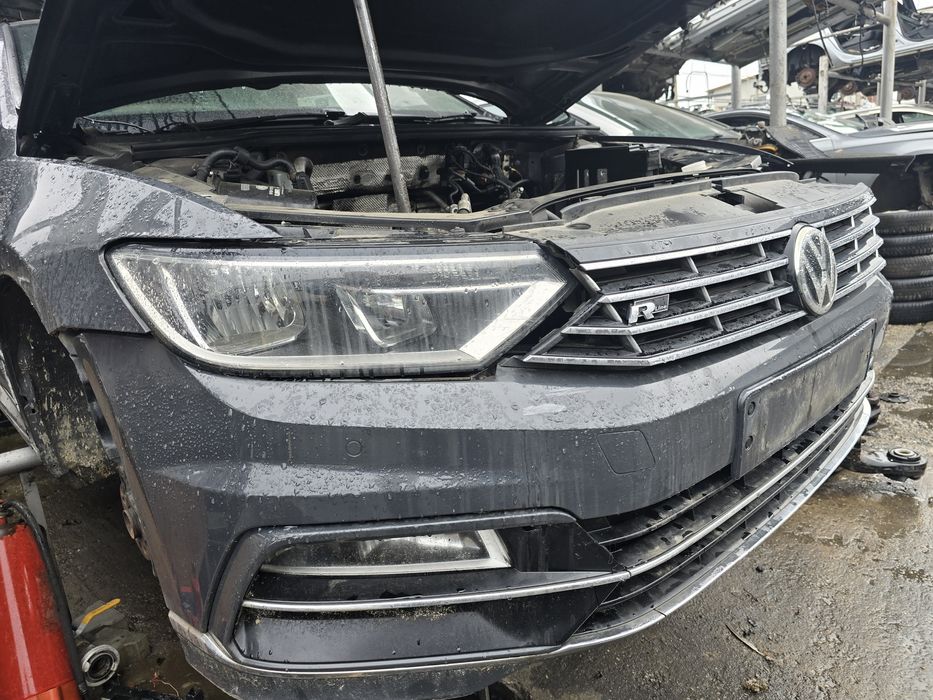 Bara fata R line VW Passat B8 2017