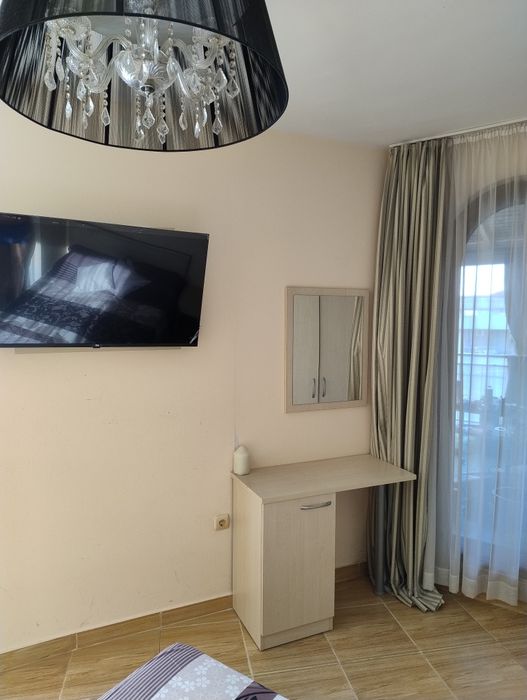 Апартамент  наем Септември-Май