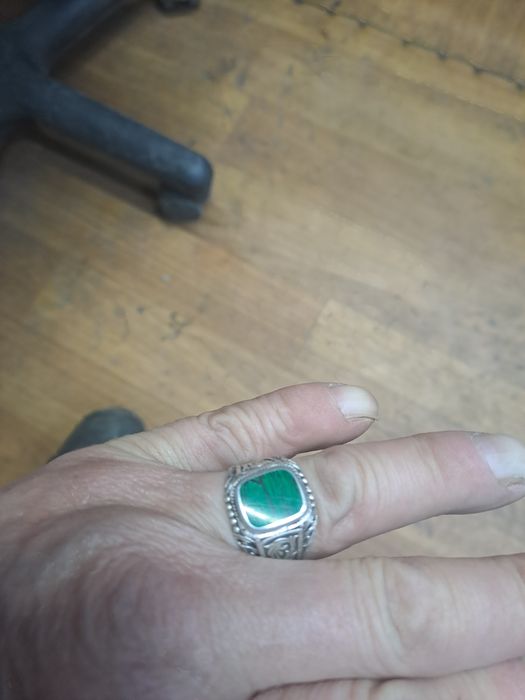 Продам серебро мужское