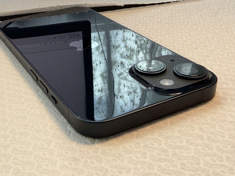 iPhone 14 Midnight - Ideal pentru piese