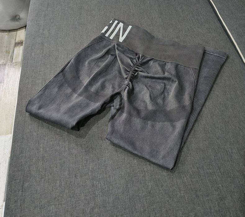 Дамски спортен клин