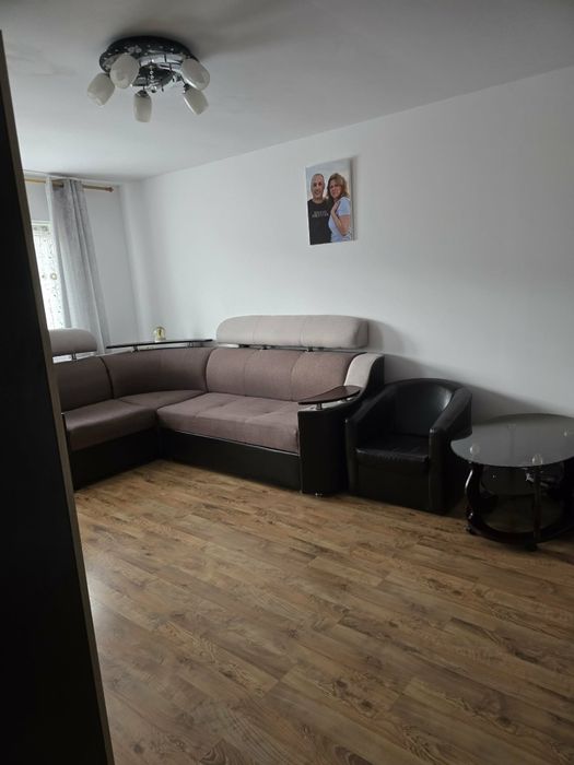 Apartament cu 3 camere
