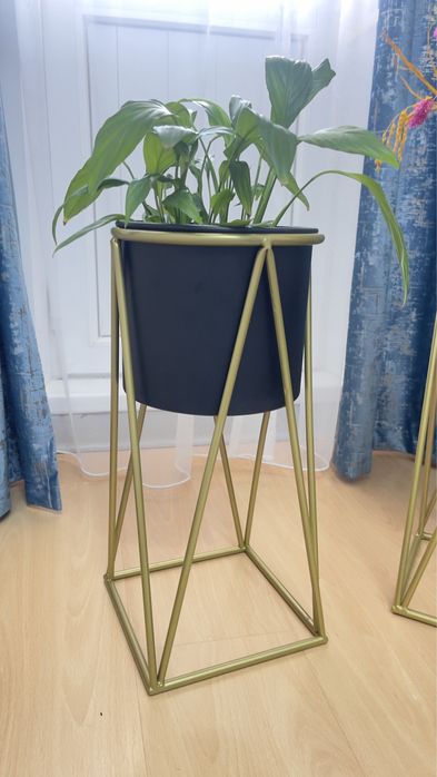 Подставка для цветов