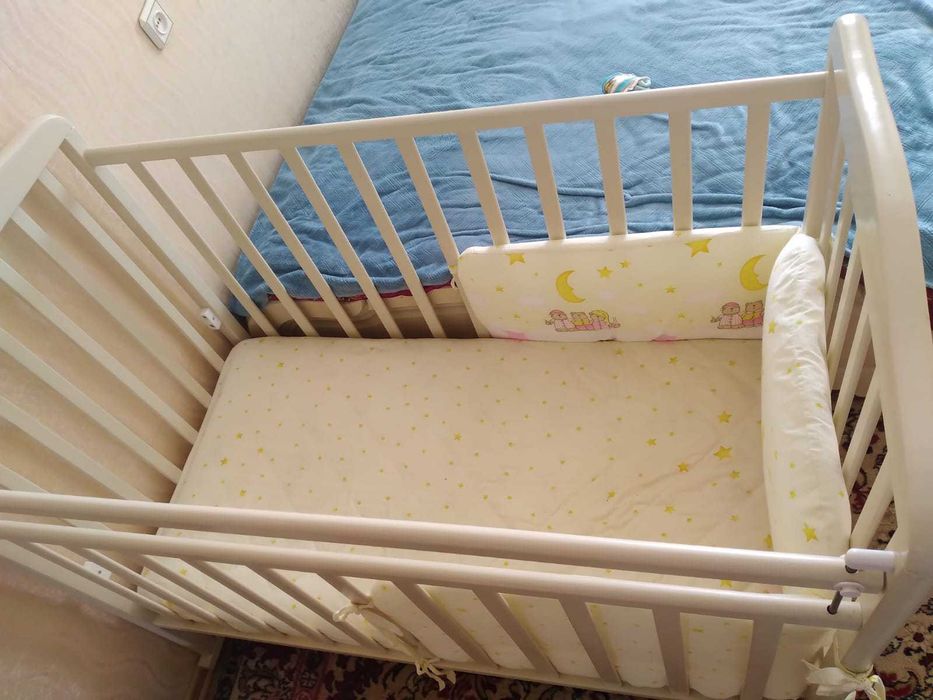 Кроватка детская