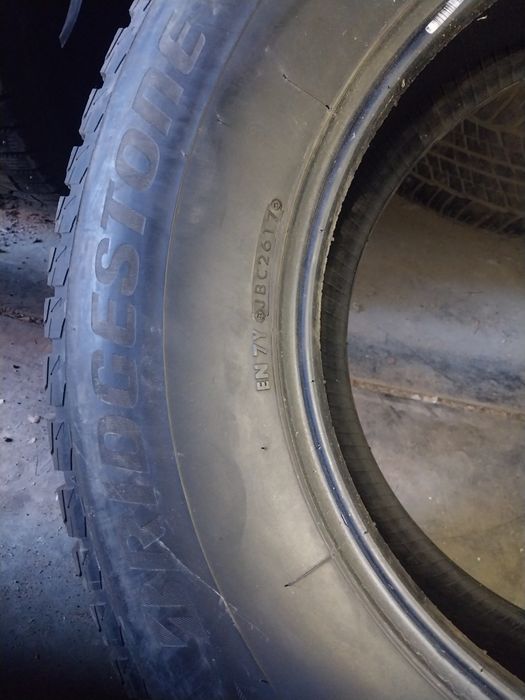 4 шины 265 65 R17 Bridgestone.