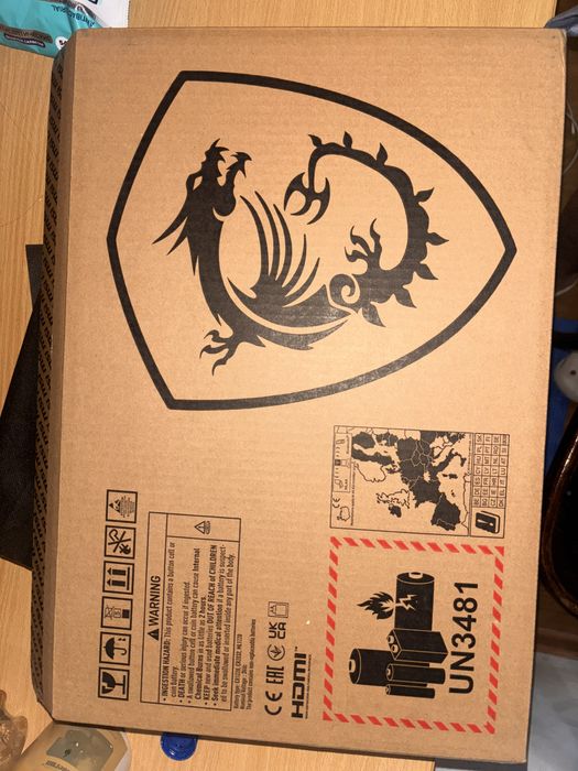 Игровой ноутбук  MSI