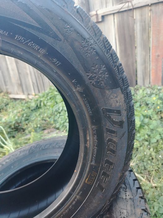 Продам шины зимние 195/65/R15