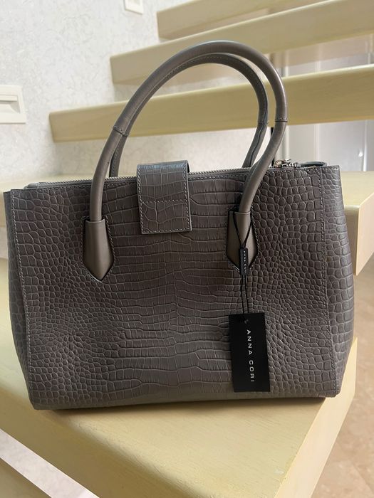 Geanta Anna Cori noua