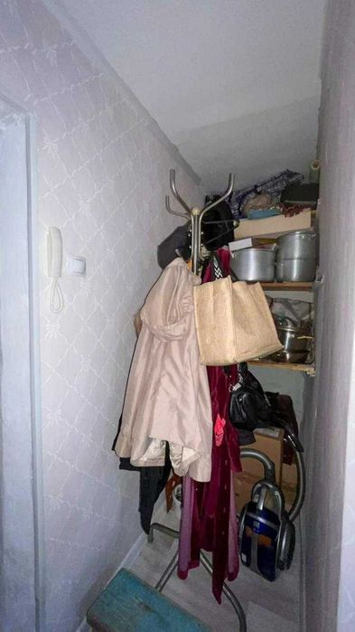 Продам 1к квартиру Рустам Империя.