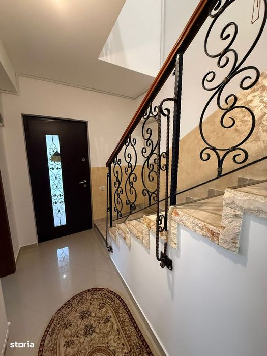 Vila tip Duplex , gata de mutat!