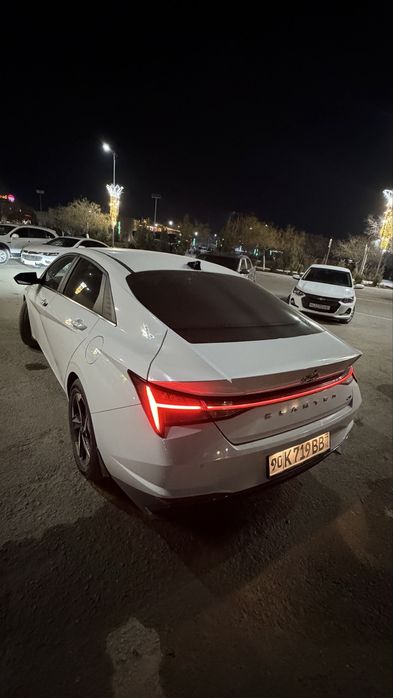 Хюндай ЭЛАНТРА сотилади