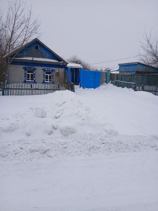 Продам два дома, один под снос, участки сухие. Находятся г. Булаево
