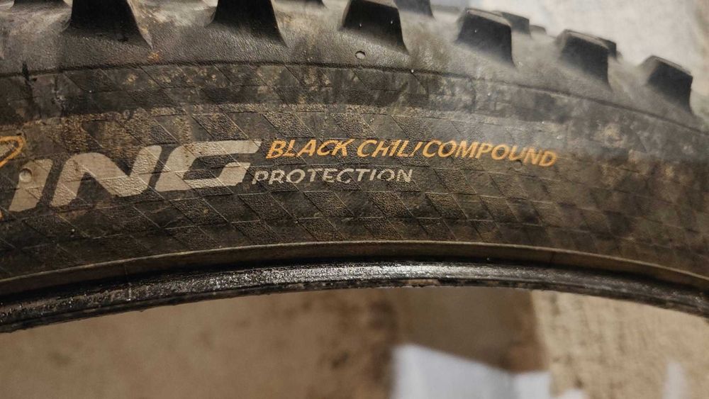 велосипедна гума Continental Cross King 29x2.3 protection black chili