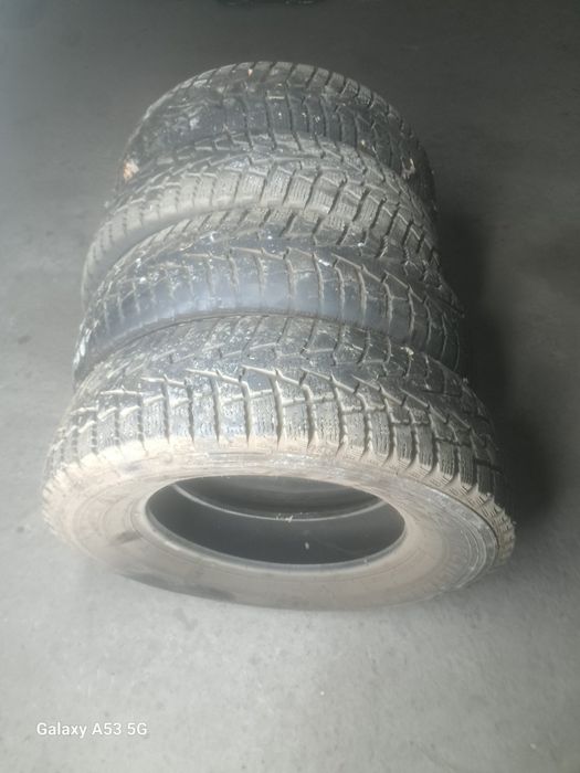 Зимний покрышки продам