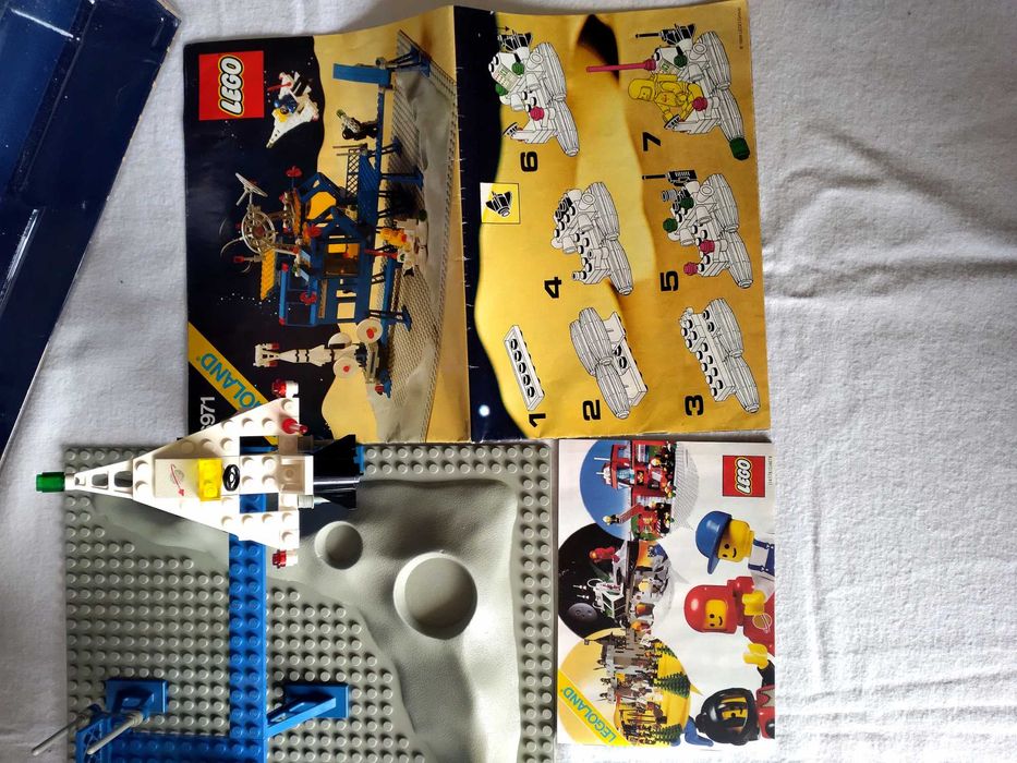Lego Space 6971 Intergalactic Command Base