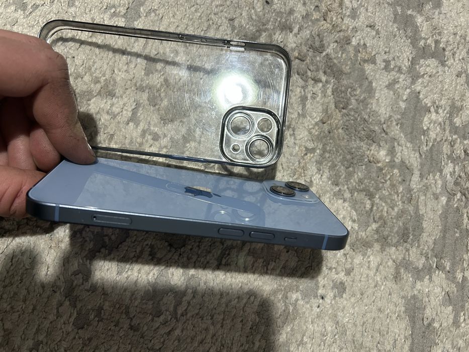 Продавам iPhone 14
