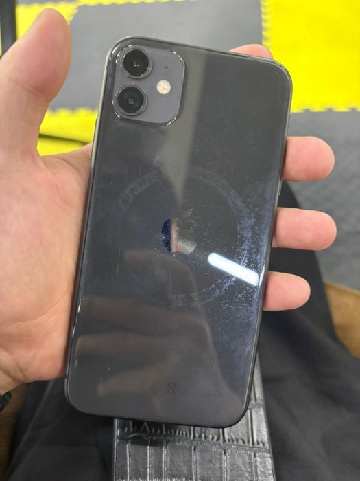 iPhone 11 продается