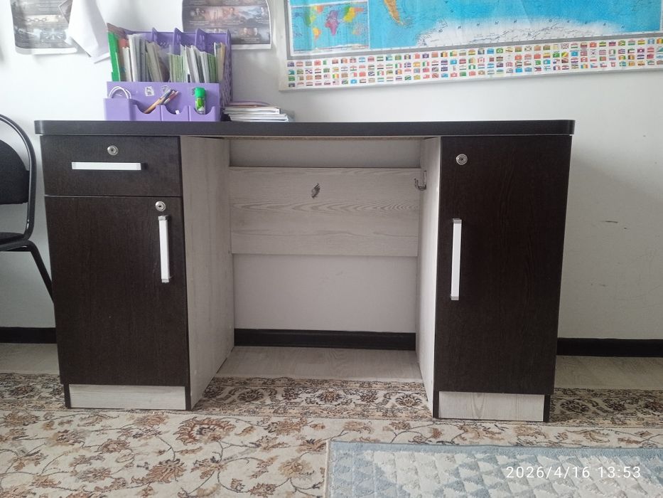 Компьютерный.    стол,    парта