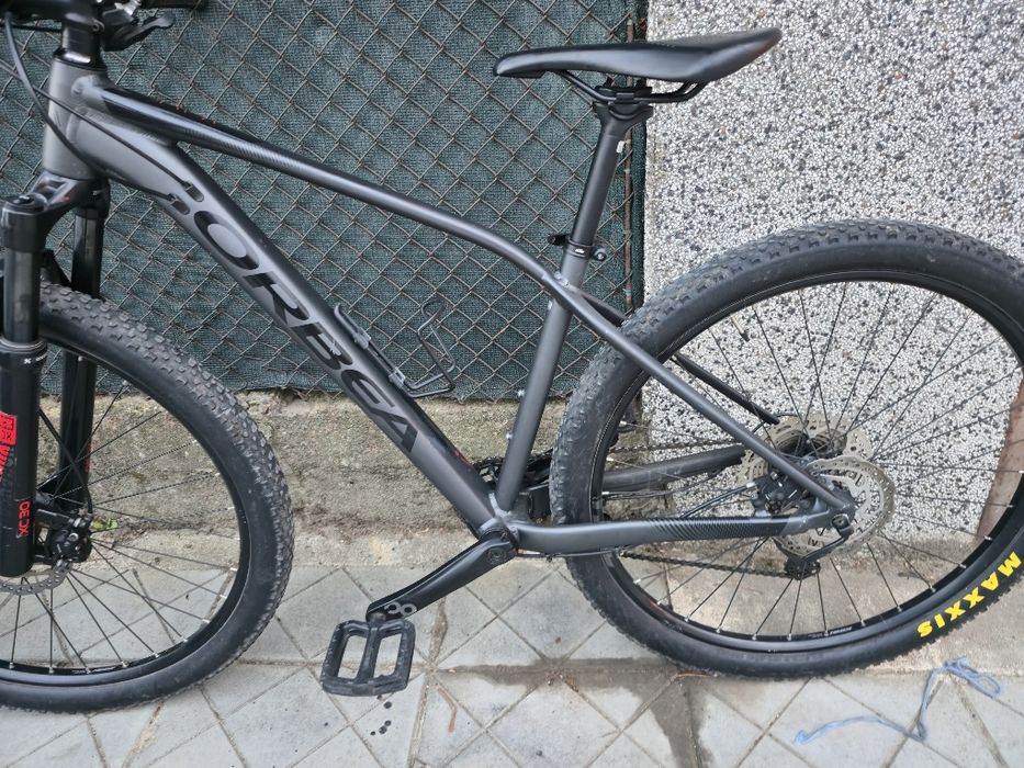 Orbea Alma 29 цола S размер 1х11 SLX Въздушна вилка Rockshox Judy Maxxis гуми Алуминиев твърдак