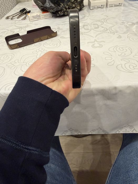 iPhone 15 Pro, 256 gb, e-Sim