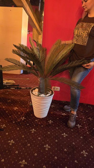 Palmier artificial  in ghiveci alb - 110 cm inaltime totala
