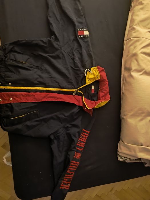 Винтидж яке Tommy Hilfiger