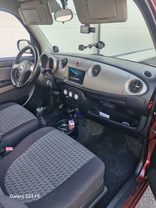 2 X Daihatsu Trevis