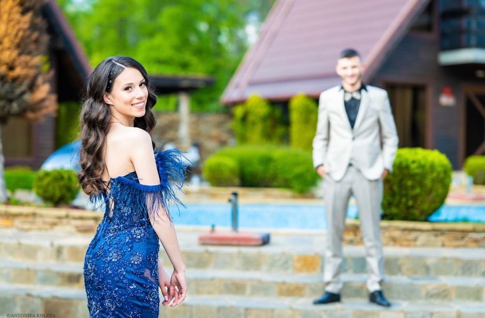 Продавам балната си рокля