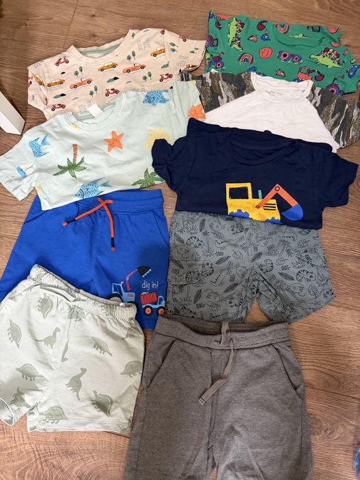 Комплект риза и панталон -6-9 м-майорал-45лв нови