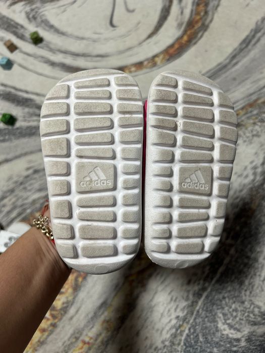 Детски сандали Адидас за малка дама