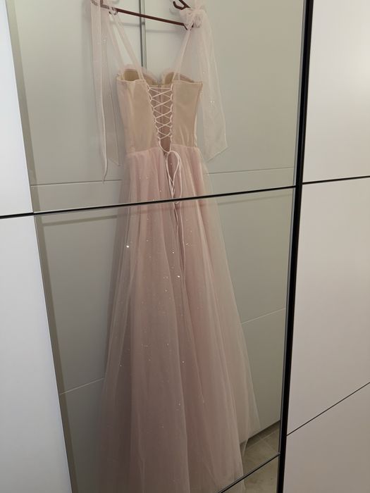 Бална/шаферска рокля